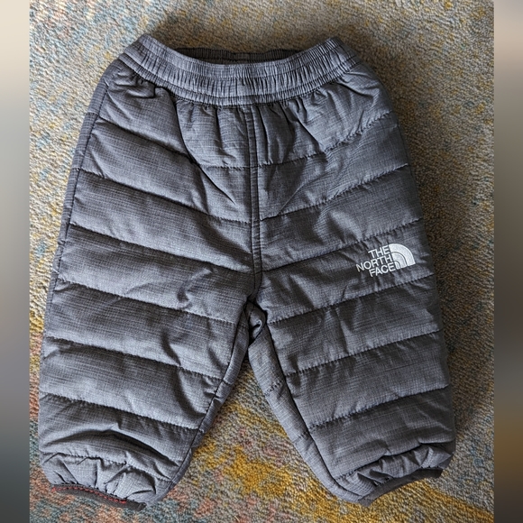 The North Face Infant Reversible Ski/Winter Pants (0-3M) - Picture 1 of 3